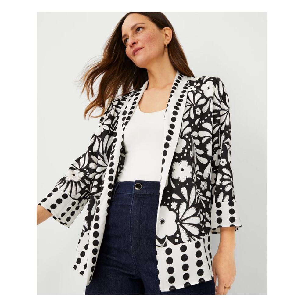 Ann Taylor Black and White Kimono Jacket Size Large NEW Open Jacket Career Silky